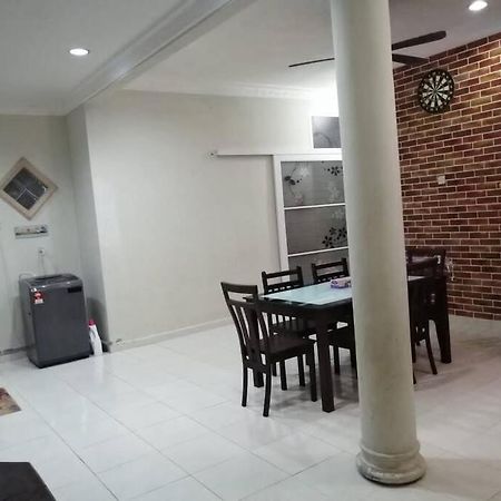 Sri Wang Homestay @ Arau Buitenkant foto