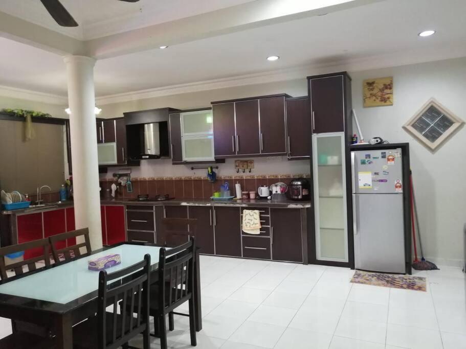 Sri Wang Homestay @ Arau Buitenkant foto